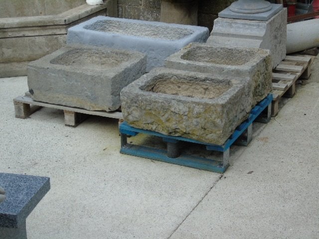 bac ou auge en pierre bleu , jardinière , grand choix !!, Moins de 30 cm, Pierre, Enlèvement, Utilisé