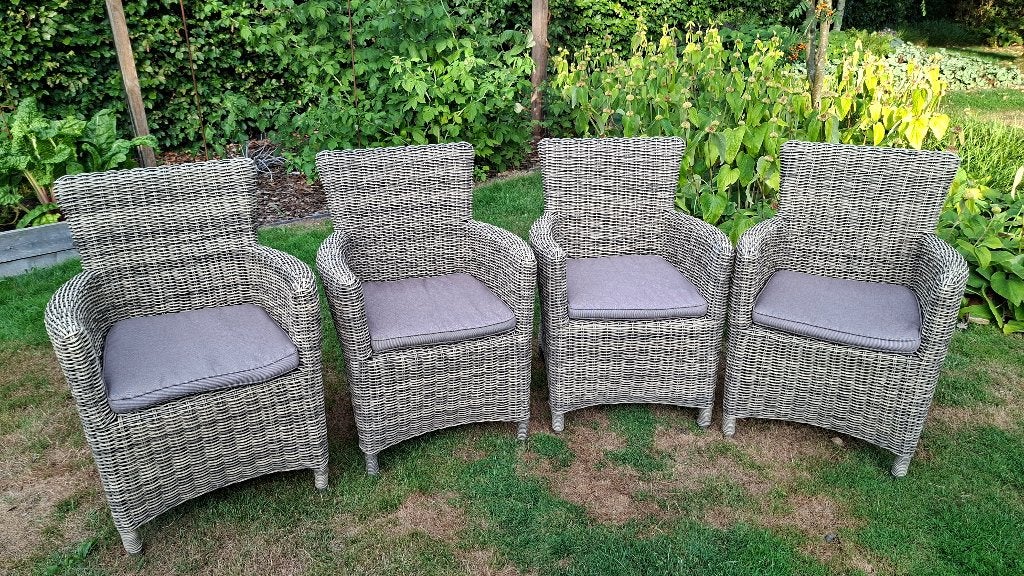 Wicker/rotan tuinstoellen (4 stuks), Ophalen, Gebruikt, Wicker