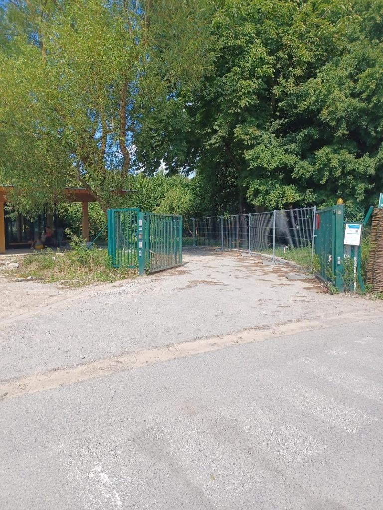 Dubbele toegangspoort, Ophalen, Met poort, Gebruikt, Spijlenhekwerk