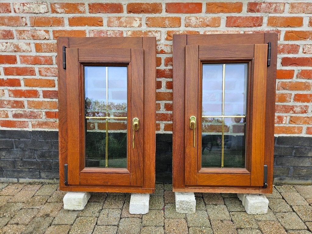 Prachtige Ramen in "Sapeli mahonie" Hout, Doe-het-zelf en Bouw, Ophalen, Zo goed als nieuw, Glas