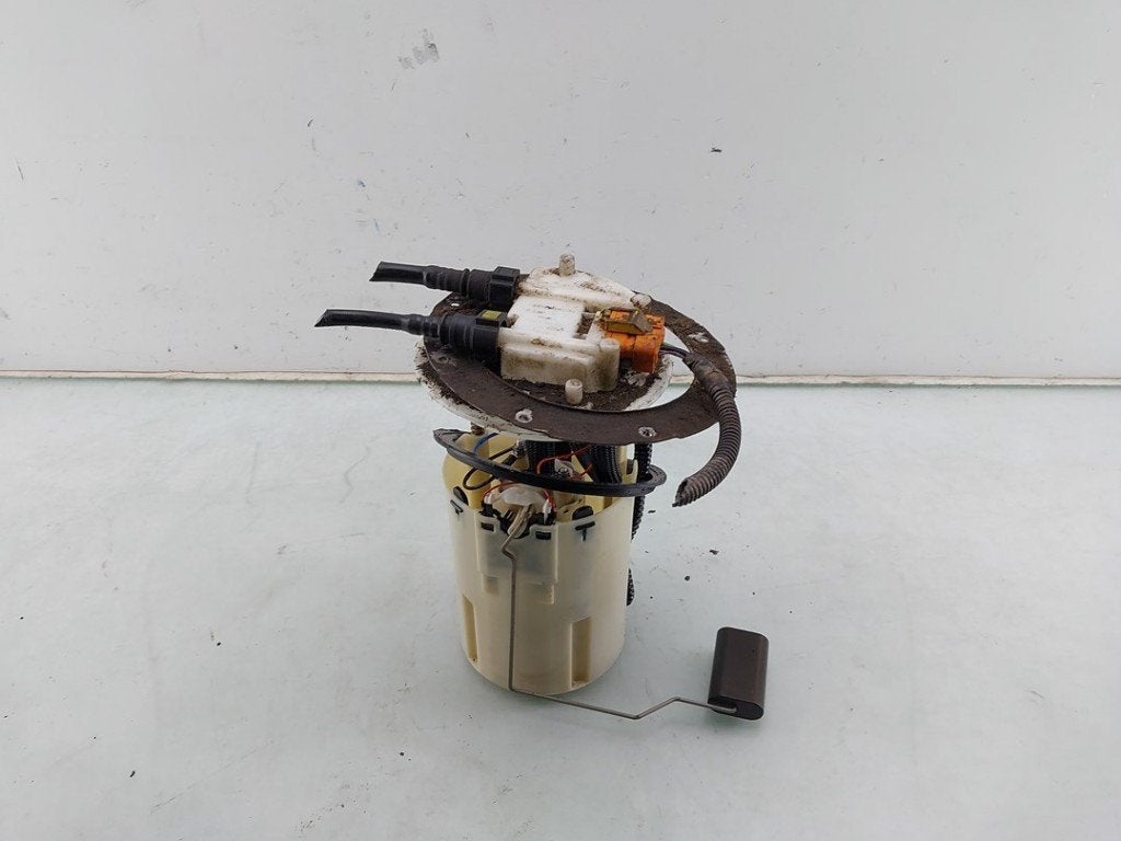 BRANDSTOFPOMP ELECT. Fiat Fiorino (225) (|51831894|), Robert Bosch AG, Gebruikt, Fiat, Robert-Bosch-Allee 1
74232  Abstatt, DE