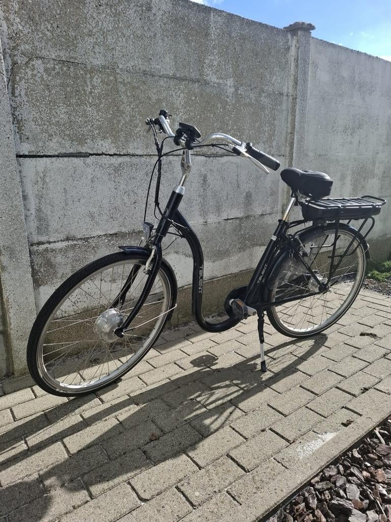 Elektrische fiets met voorwielmotor, Fietsen en Brommers, Ophalen