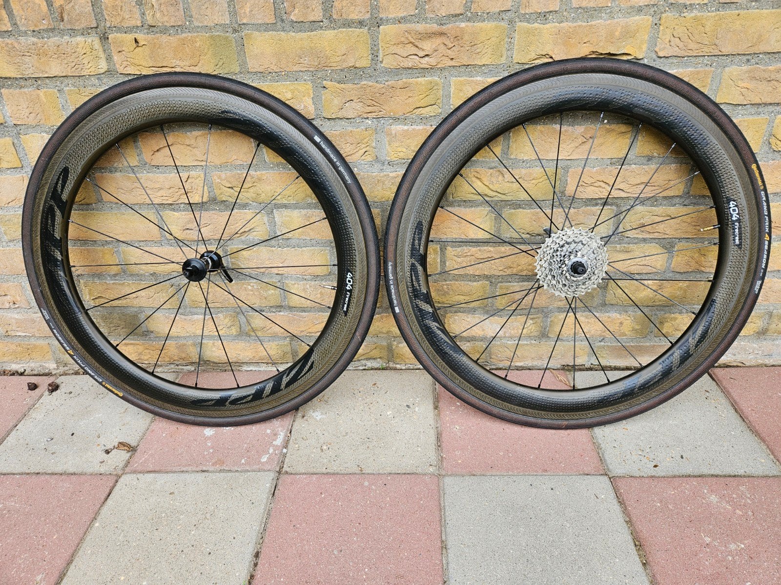 Roues de vélo de route en carbone Zipp 404 Firecrest origina, Vélos & Vélomoteurs, Enlèvement, Comme neuf, Zipp