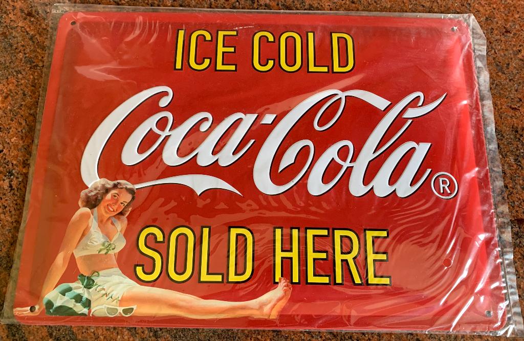 Coca Cola reclamebord 23 x 32 cm plakkaat - plakaten - merk, Ophalen, Zo goed als nieuw, Reclamebord