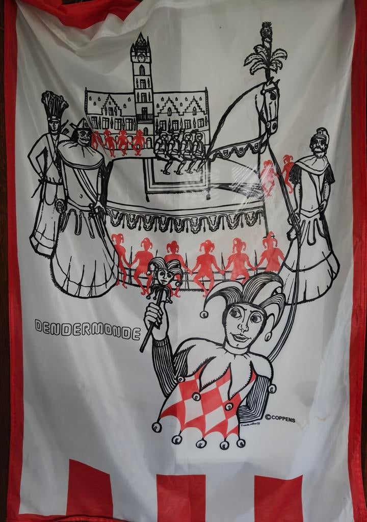 Dendermondse ros beiaard vlag, Ophalen