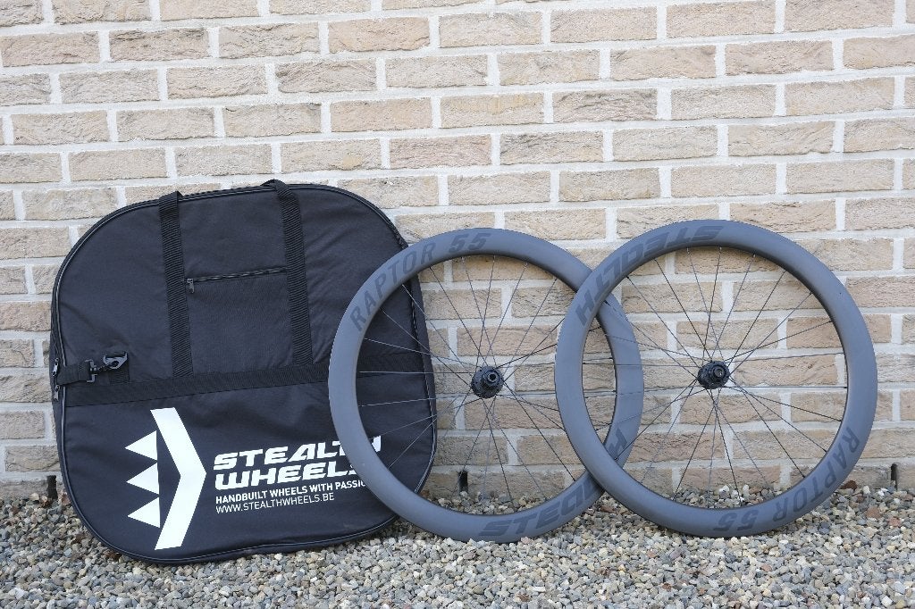 Nieuwe Stealth Race Carbon wielen 55 of 38 mm  DT Swiss 240, Vélos & Vélomoteurs, Neuf, Stealth Wheels hand build, Gravelbike