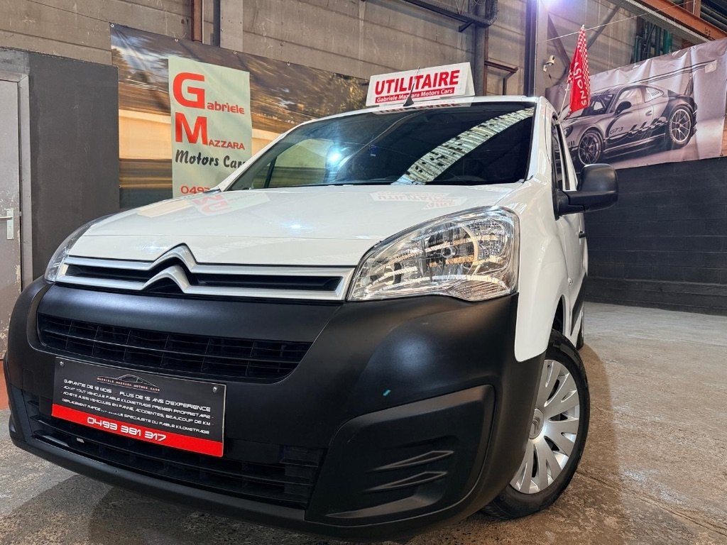 Citroën Berlingo 1.6blue hdi Util  3places CarPlay GPS Airco, Autos, Achat, 6 portes, Euro 6, Entreprise