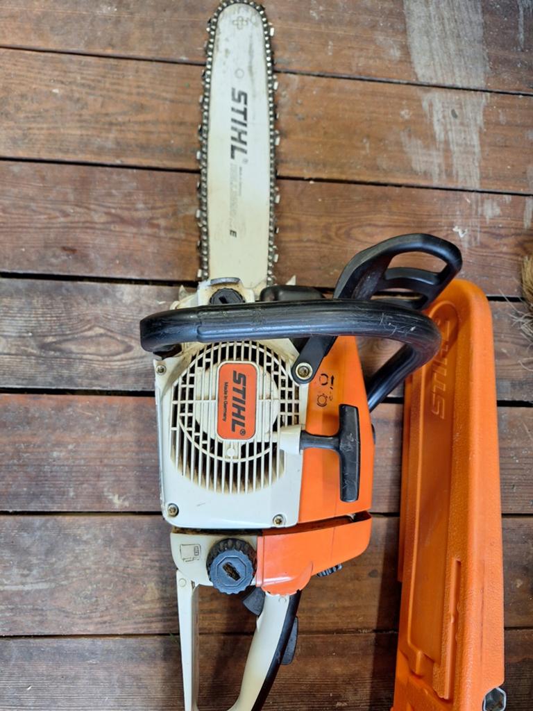 Stihl kettingzaag 024, Jardin & Terrasse, Outils à main, Enlèvement