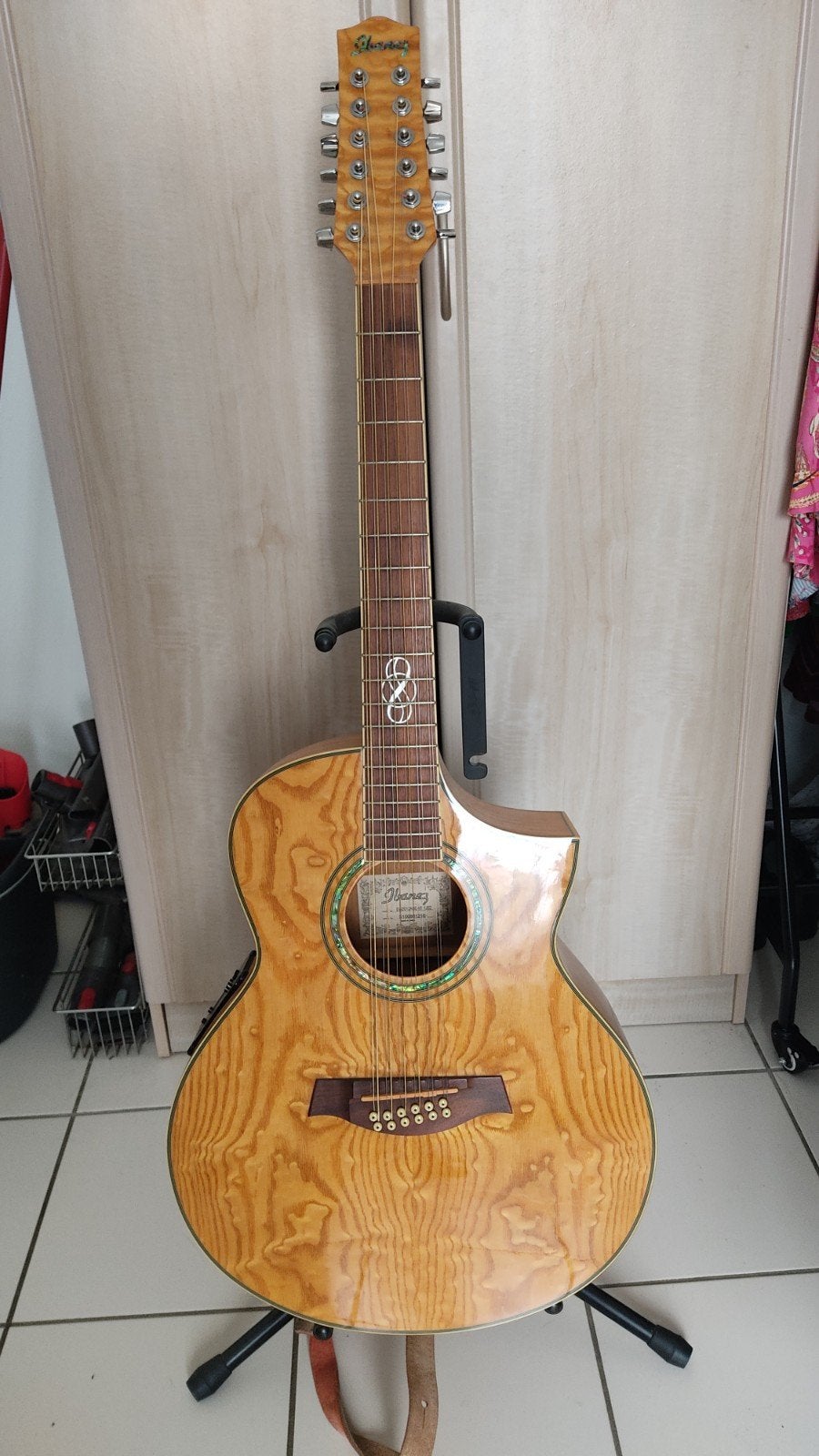 Guitare Ibanez 12 cordes, Musique & Instruments, Instruments à corde | Guitares | Acoustiques, Enlèvement, Utilisé, Guitare Western ou Guitare Folk