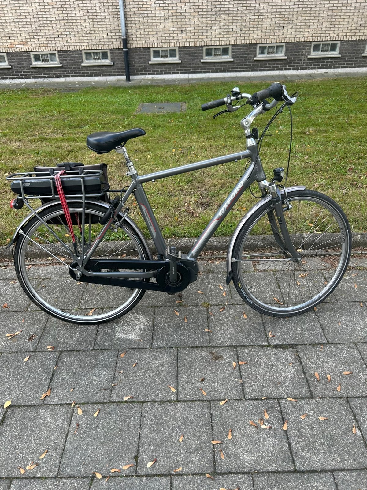 Oxford Elektrische Herenfiets Shimano Middenmotor – 95 km, Fietsen en Brommers, Ophalen, Zo goed als nieuw, 50 km per accu of meer