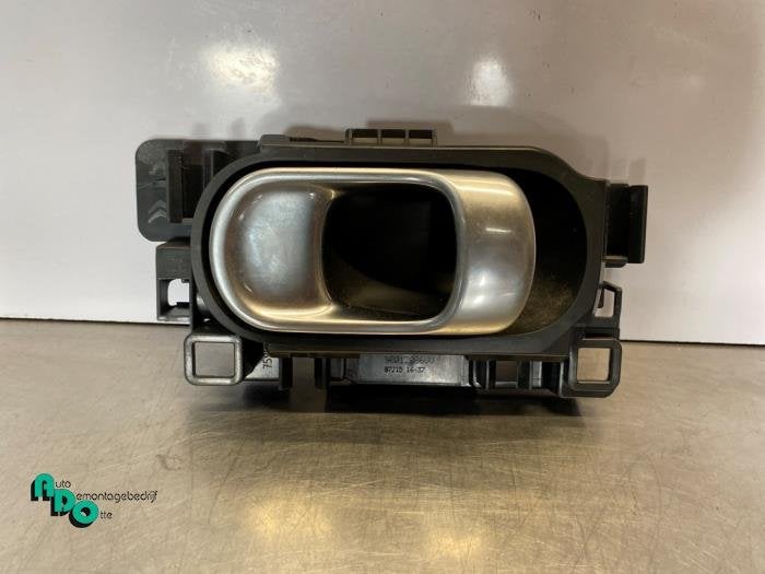 Portiergreep 4Deurs links-achter van een Citroen C4 Cactus (, Gebruikt, -, Ophalen of Verzenden, -
