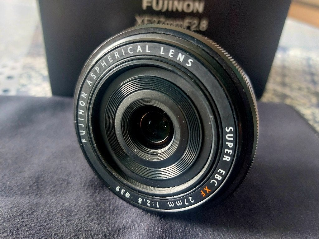 Objectif fujifilm XF 27 mm, Audio, Tv en Foto, Foto | Lenzen en Objectieven, Ophalen, Fujifilm, Overige typen, Beschermhoes/tas