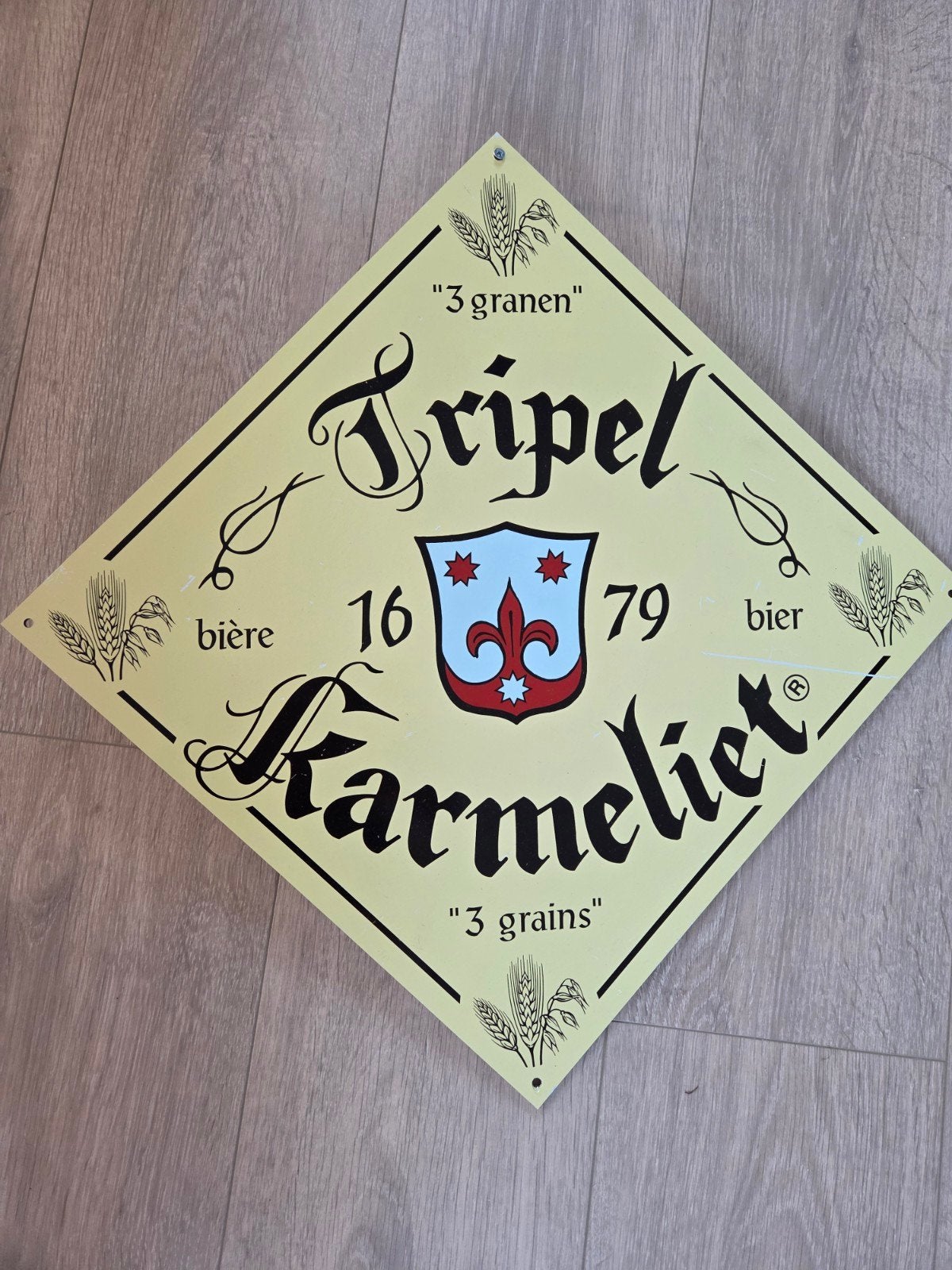 Bierreclame Tripel Karmeliet, Enlèvement