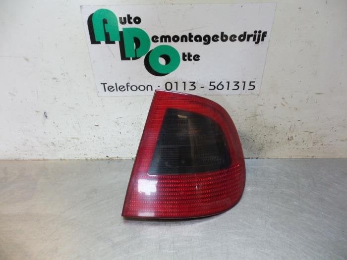 Achterlicht rechts van een Seat Cordoba (Cordoba 93-), Gebruikt, -, -, Ophalen of Verzenden