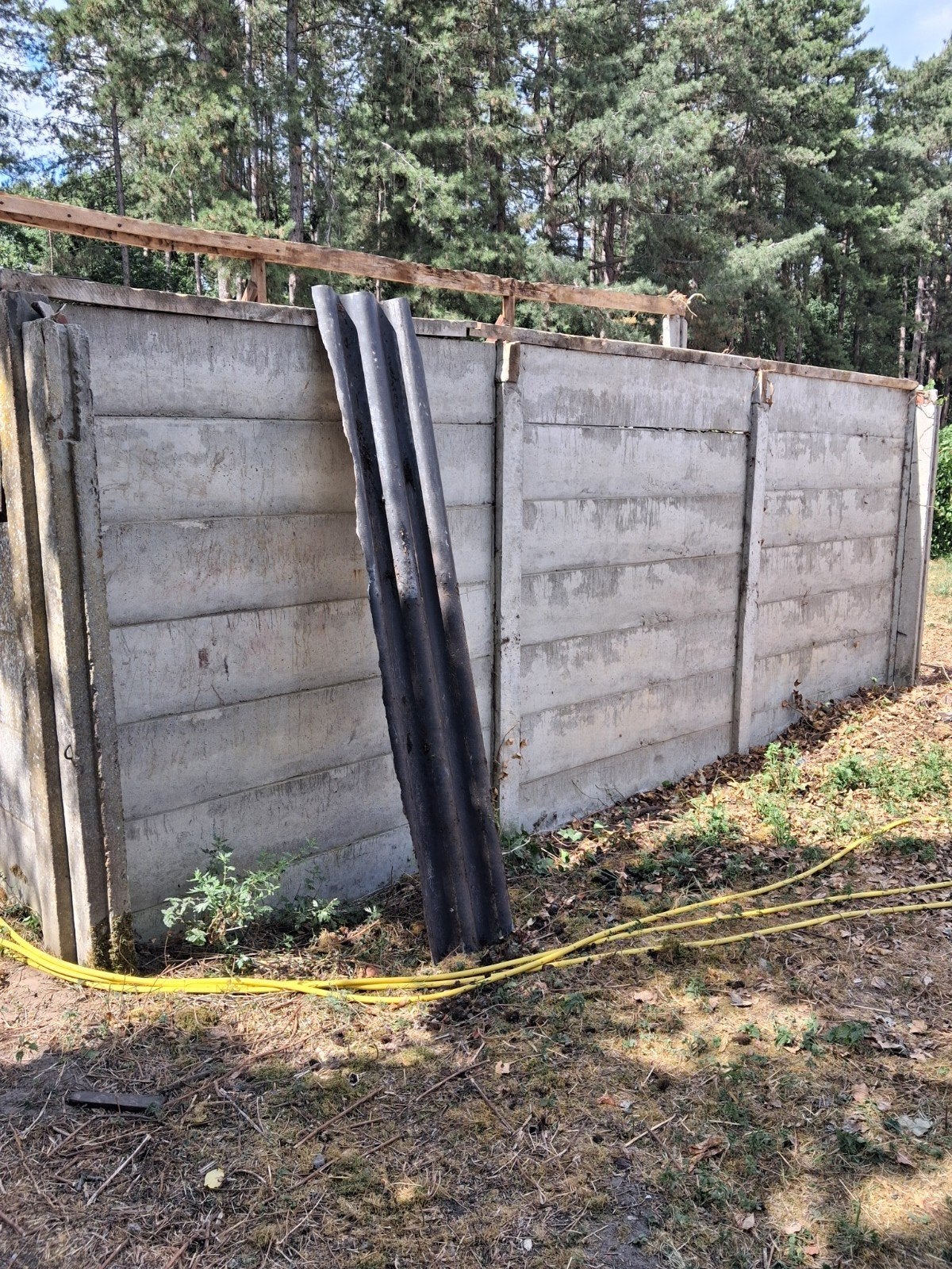 gratis af te breken . betonnen kot ca 6x 4 en 2m hoog ., Tuin en Terras, Ophalen