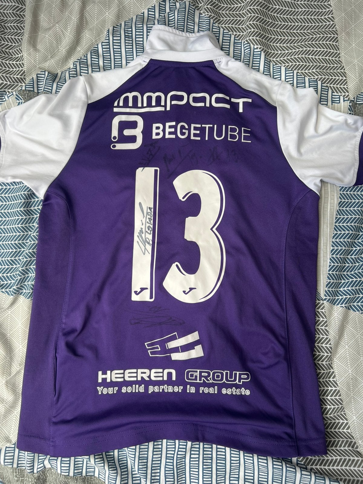 Beerschot t shirt met handtekeningen