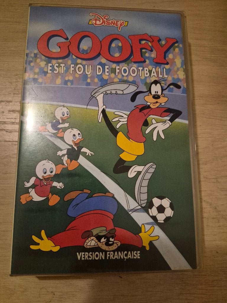 K7 vhs goofy est fou de football, Cd's en Dvd's, Animatie, Ophalen of Verzenden, Zo goed als nieuw, Frans