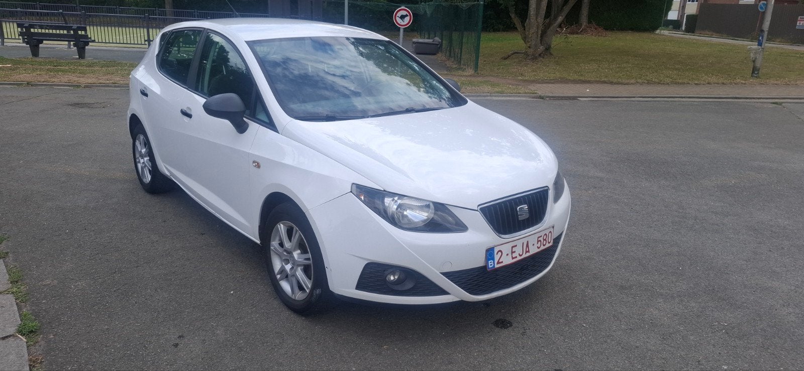 seat ibiza 1.2tdi euro5/ 2010 /260.000klm échange possible, Auto's, Euro 5, Overige bekleding, Ibiza, Diesel