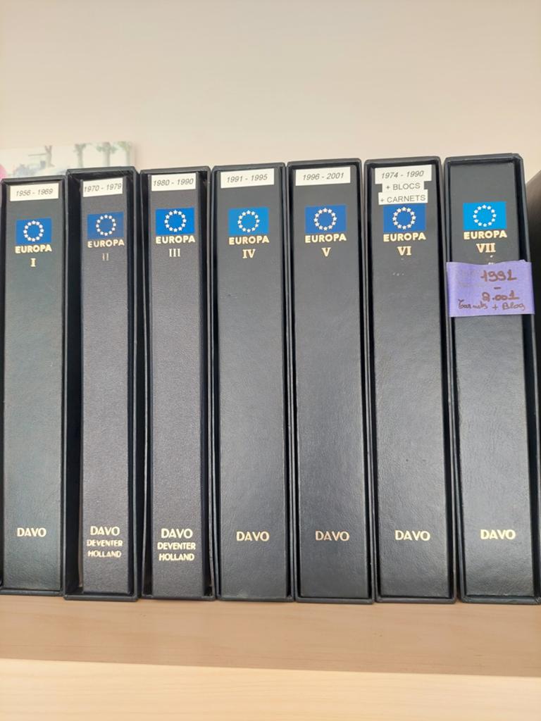 7 albums Europa/ 1956 à  2001, Enlèvement