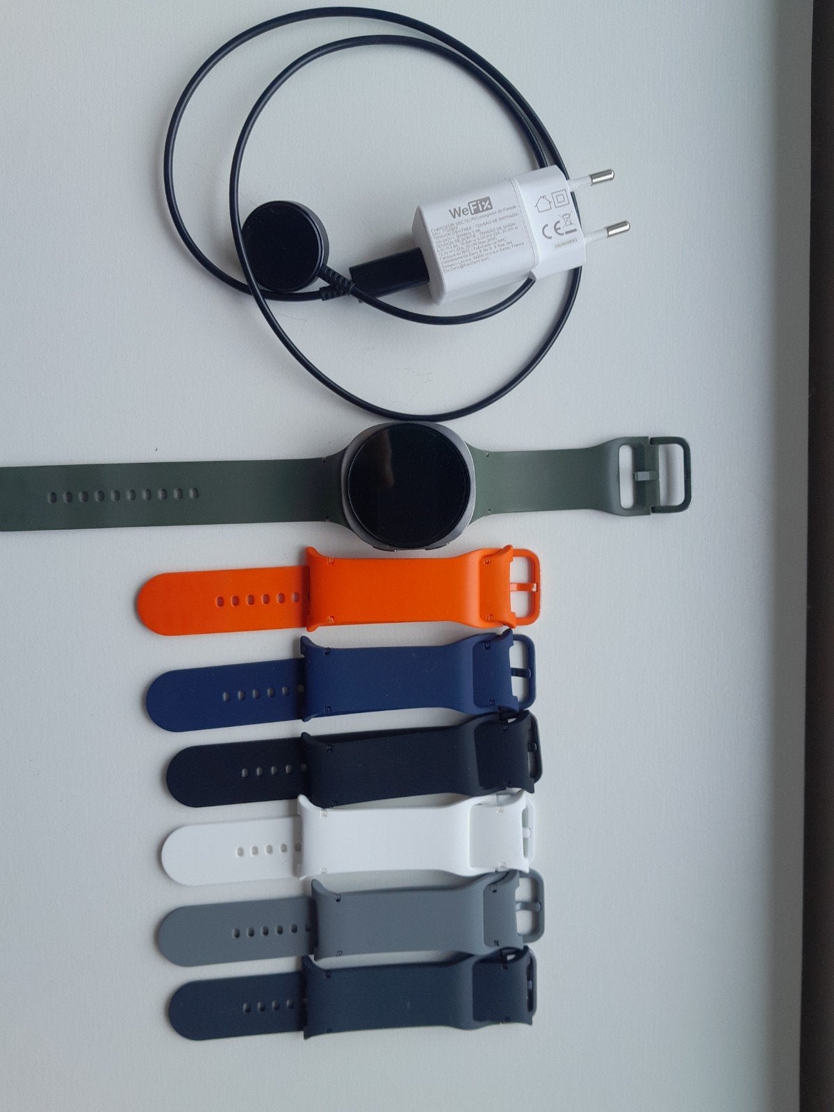 montre connectée samsung watch 8, Bijoux, Sacs & Beauté, Montres connectées, Neuf, Étanche, Gris, État