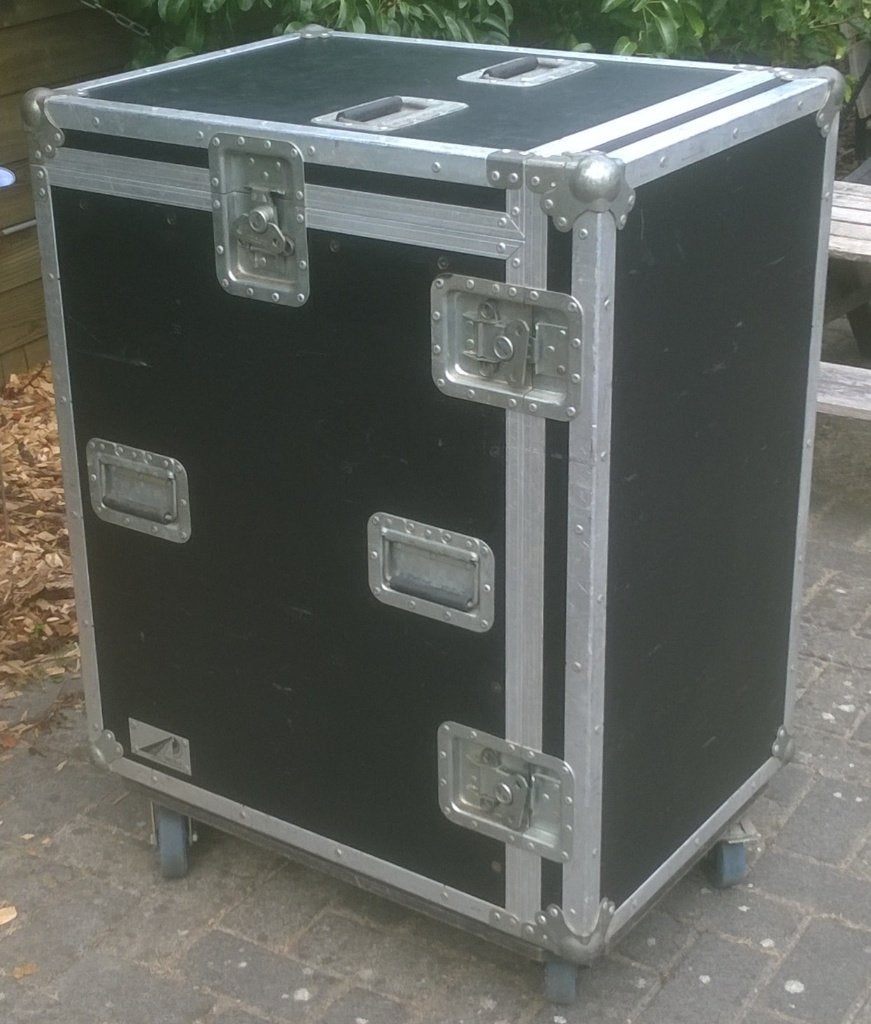 Mixerrack op wielen 19 inch 75 x 65 cm, Muziek en Instrumenten, Behuizingen en Koffers, Ophalen of Verzenden, Gebruikt, Speaker of Versterker