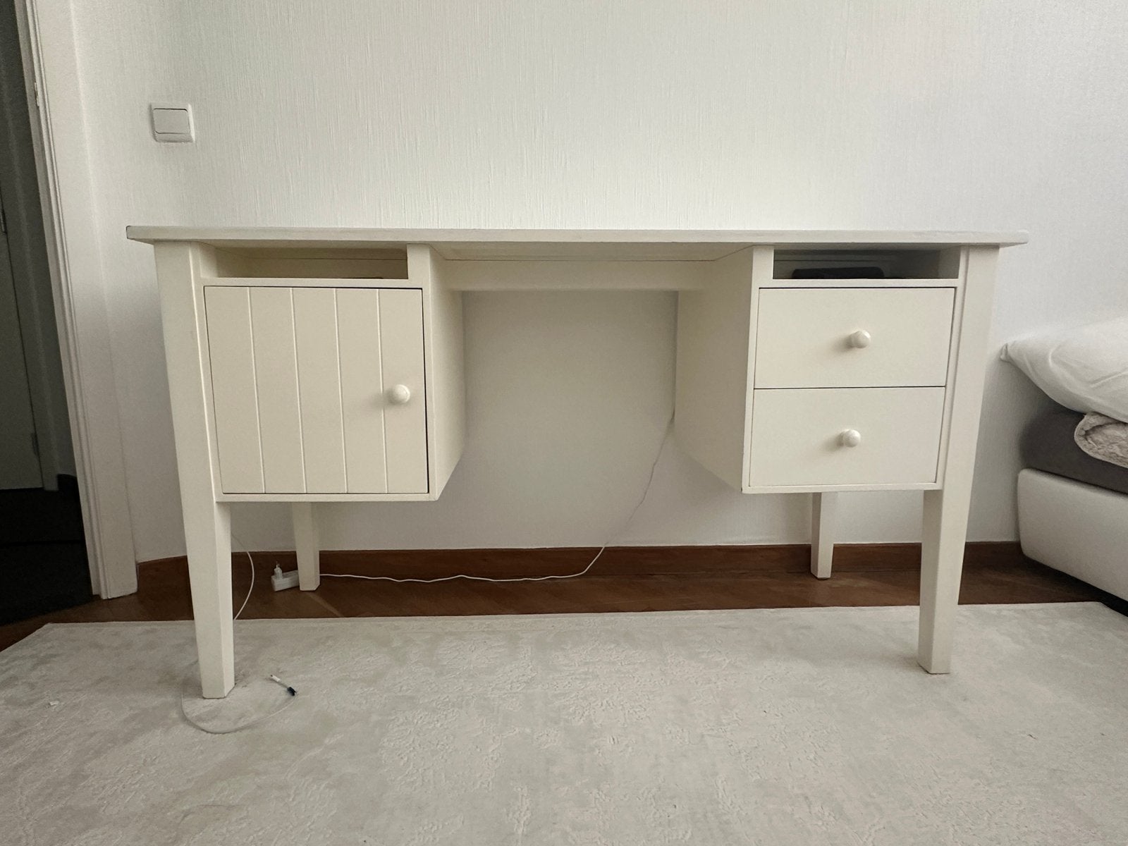 Bureautafel wit van hout, Huis en Inrichting, Bureaus, Ophalen, Gebruikt, Schoolbureau, Overige merken