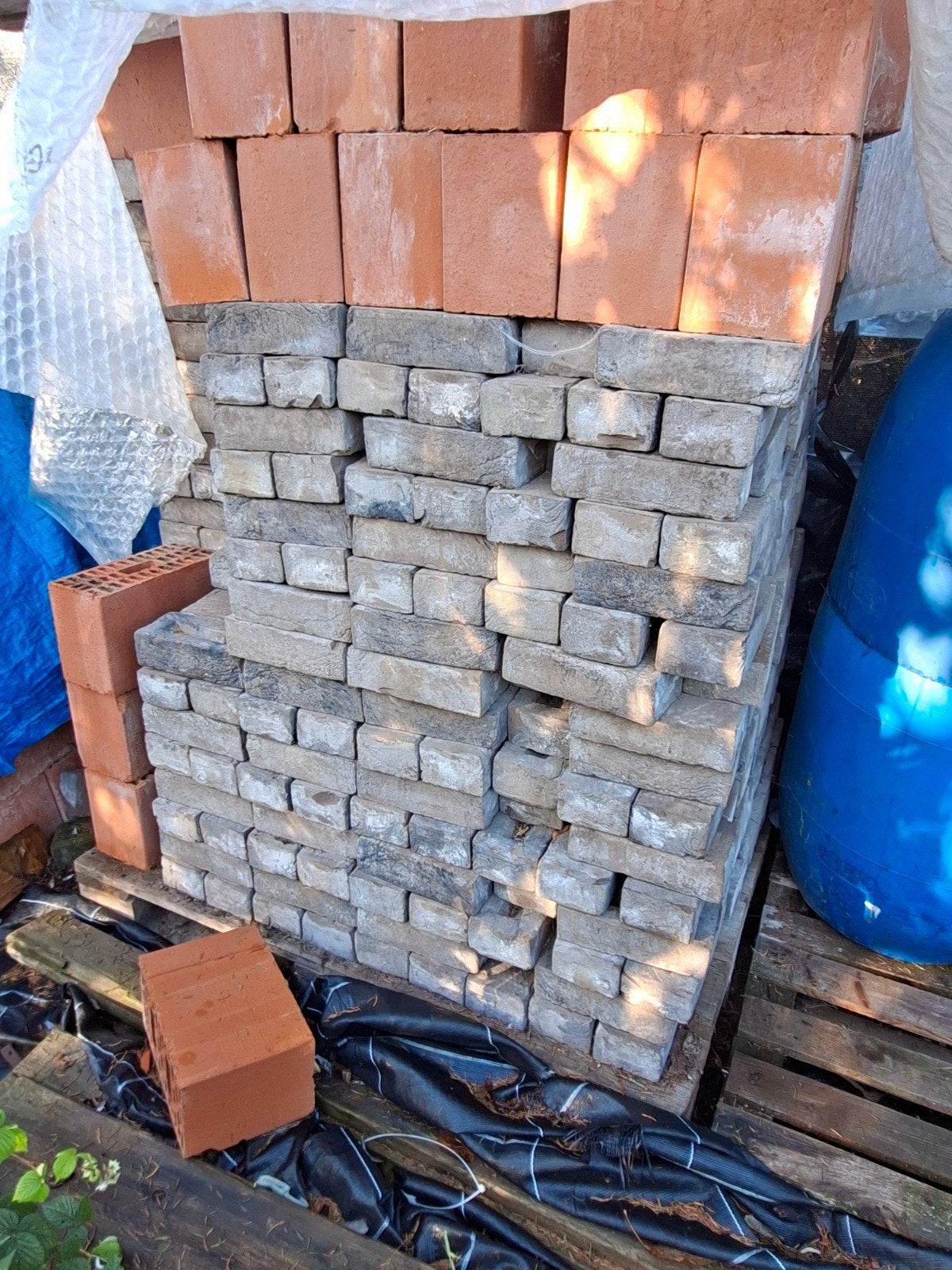2 paletten gevelstenen. 22 x 10 x 6., Ophalen, Nieuw, Bakstenen