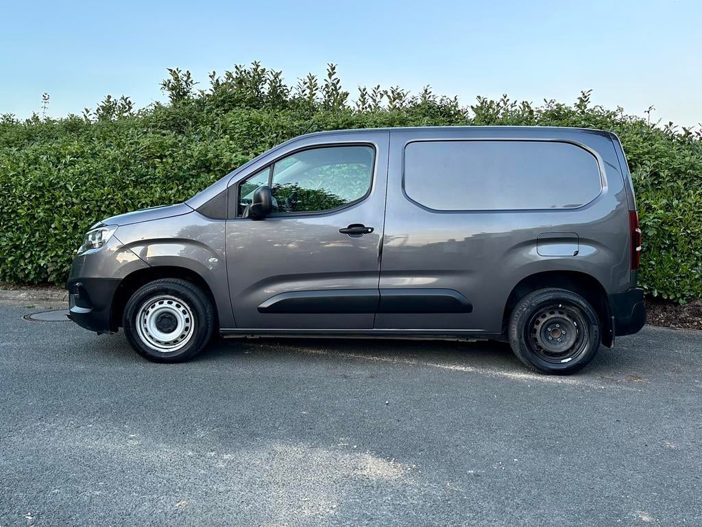 Toyota ProAceCity Camionnette 1.5 Diesel 2021 €6d 199.000km, 75 kW, Achat, https://public.car-pass.be/vhr/f36471cd-0526-474c-845e-32d6fec67137