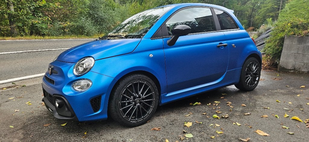 ABARTH 695 1.4T, Autos, 1140 kg, Achat, Euro 6, Boîte manuelle