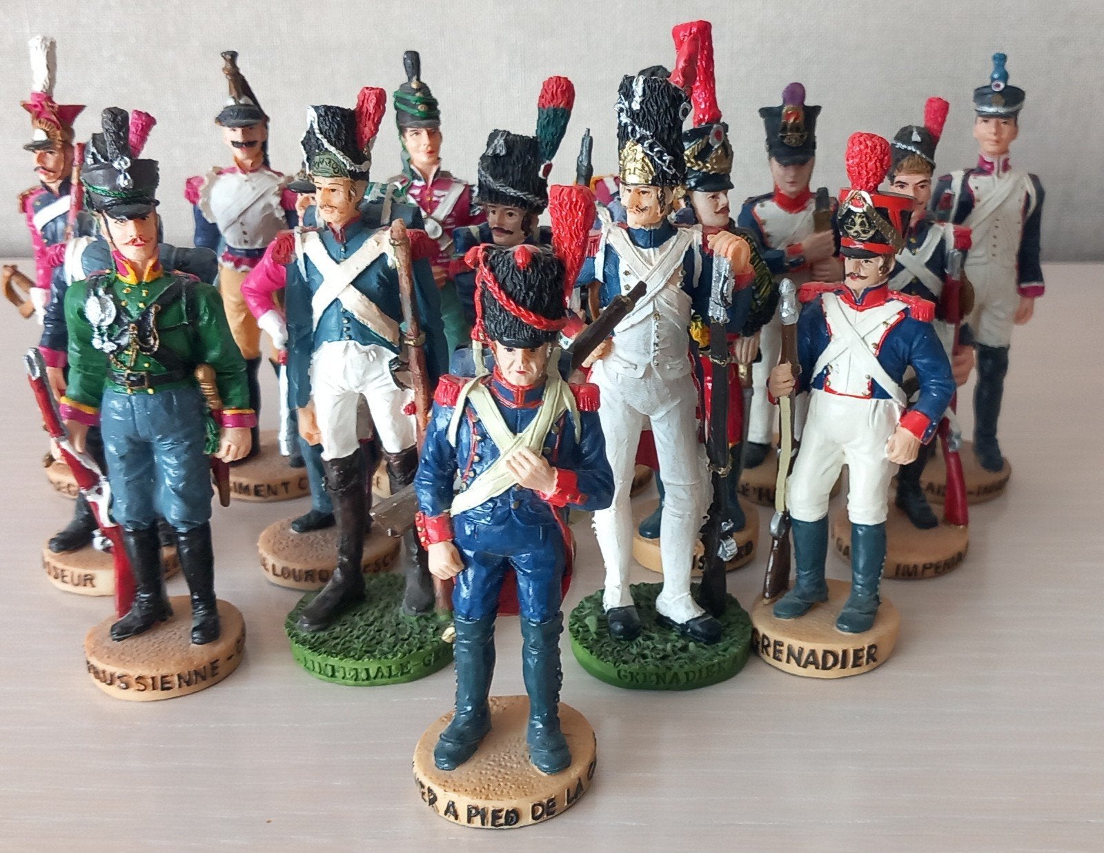 Lot van 16 Napoleontische soldaatjes, Ophalen