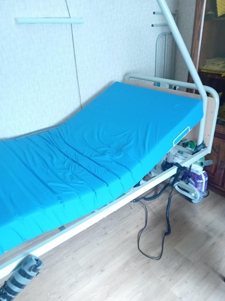 Lit médicalisé, Divers