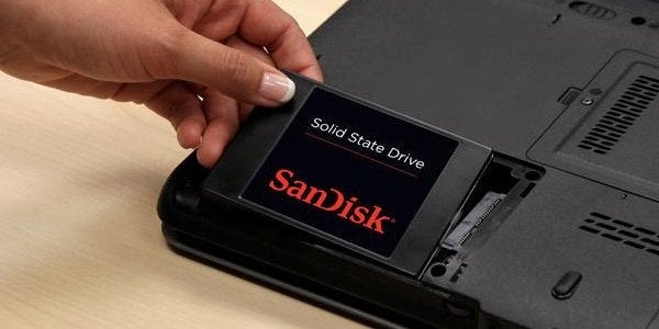 64Gb SSD Sandisk, Informatique & Logiciels, Enlèvement ou Envoi, Interne, SanDisk, Utilisé