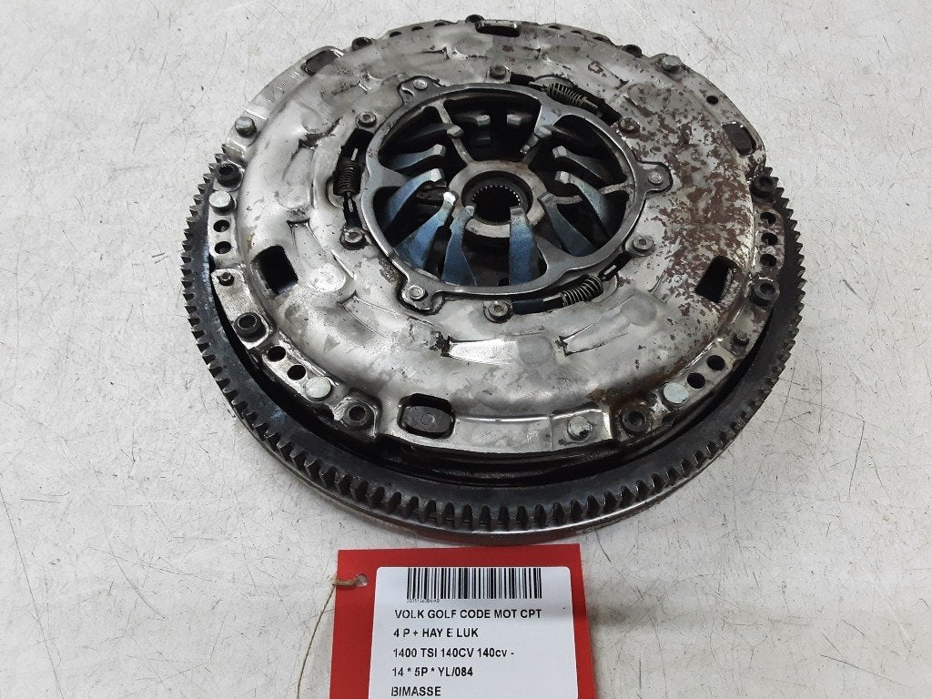 VOLANT MOTEUR BI-MASSE Volkswagen Golf VII (AUA), Volkswagen, Mevr. I. Hauben, Utilisé, Rue de l'Espoir 34 34
4030  GRIVEGNÉE, BE