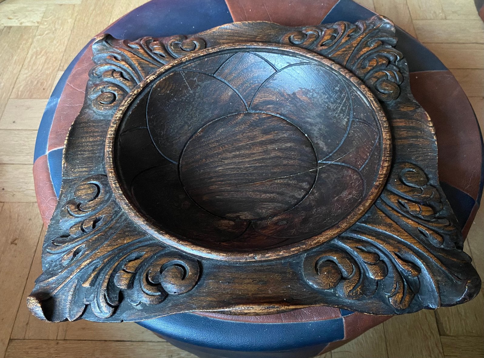 Decoratieve handgemaakte houten schaal, Antiek en Kunst, Ophalen