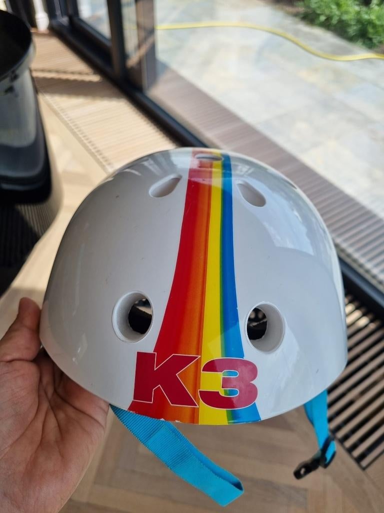 K3 verstelbare regenboog sporthelm, Fietsen en Brommers, Ophalen, Gebruikt, Jongen of Meisje