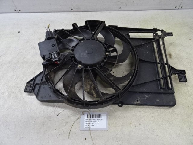 VENTILATEUR RADIATEUR MOTEUR Ford Focus 3 Wagon, Autos : Pièces & Accessoires, Henry-Ford-Straße  1
50735  Köln, DE, Ford-Werke GmbH