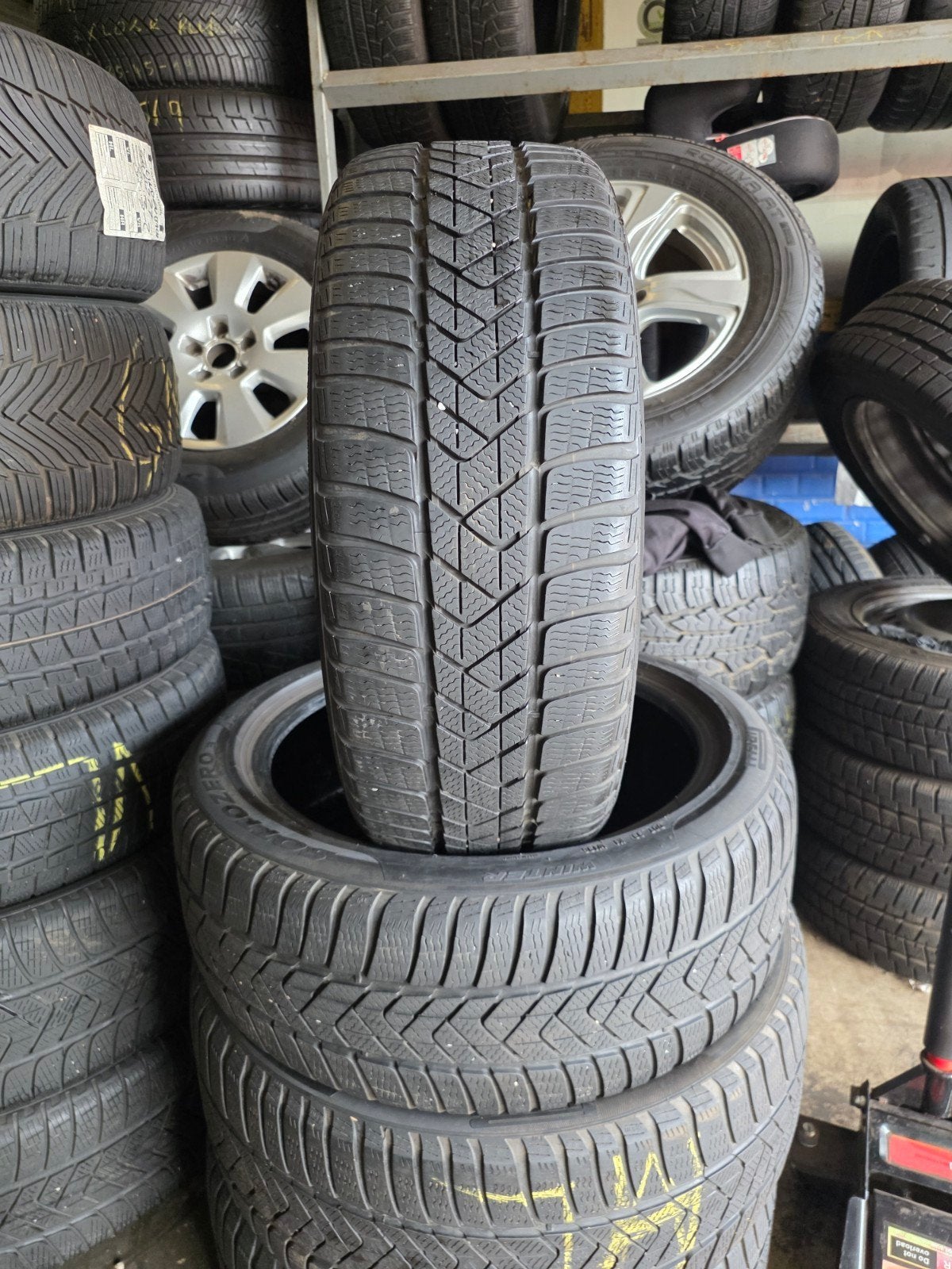 225 45 18 pirelli avec montage et équilibrage, Enlèvement