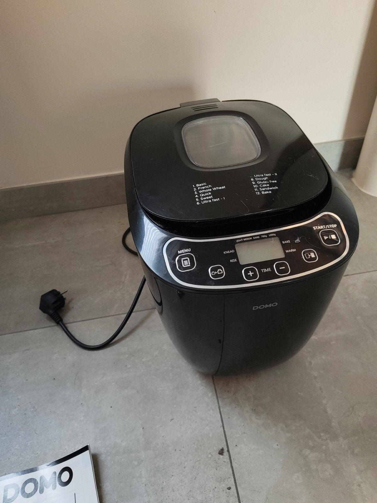DOMO broodmachine, Elektronische apparatuur, Kijkvenster, 800 tot 1200 gram deeg, Zo goed als nieuw, Ophalen