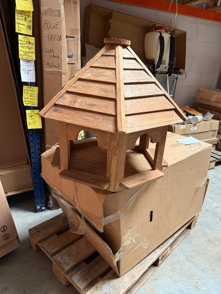Voederhuis in teak hout 80 op 80 CM 65 h, Tuin en Terras, Ophalen, Zo goed als nieuw