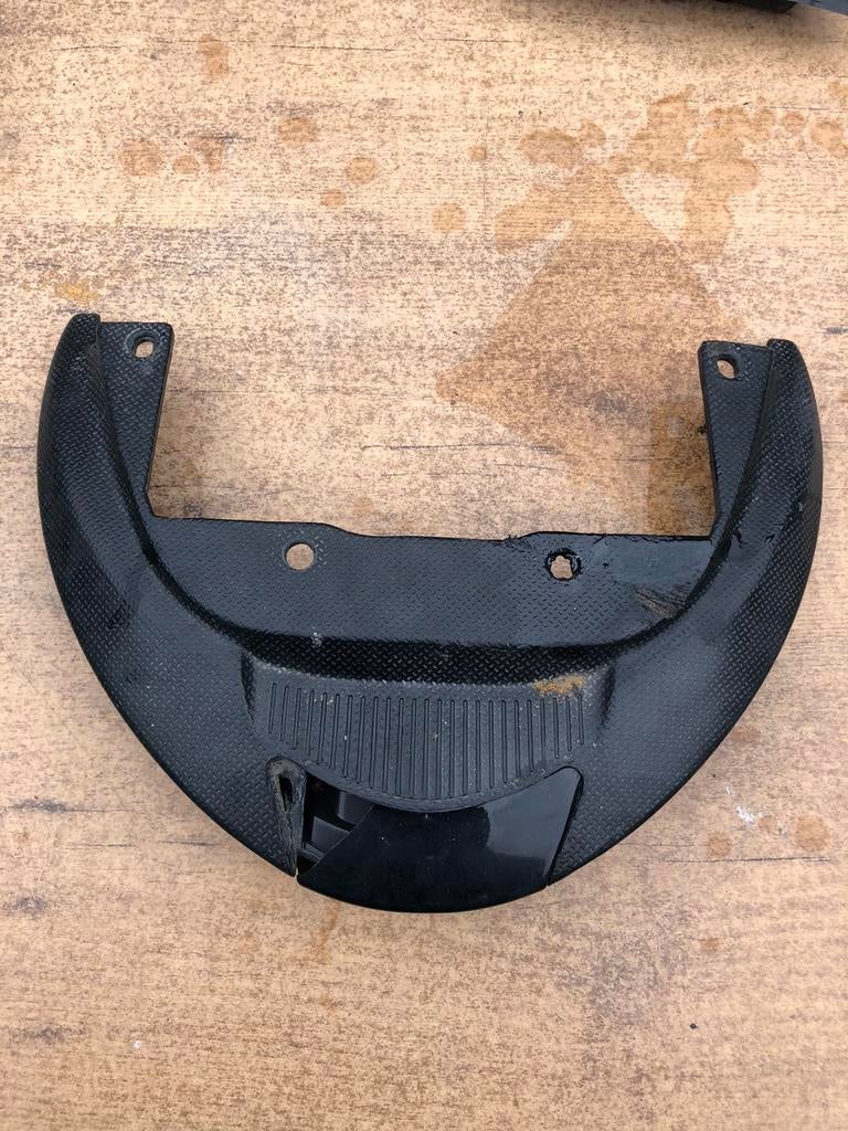 Piaggio Zip standaard spoiler, Fietsen en Brommers, Brommeronderdelen | Scooters, Ophalen, Gebruikt, Zadel, Piaggio