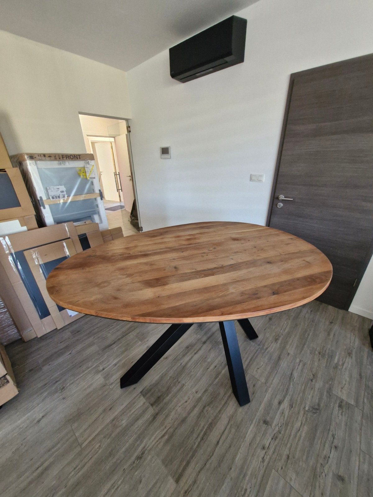 Table œuf en bois Henders & Hazel, Enlèvement, Quatre personnes, Autres essences de bois