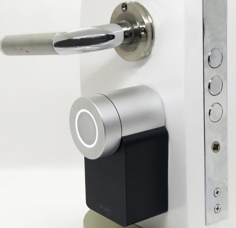 Smartlock NUKI & internet bridge. Serrure connectée, Maison & Meubles, Enlèvement ou Envoi, Compatible avec les smartphones, Comme neuf