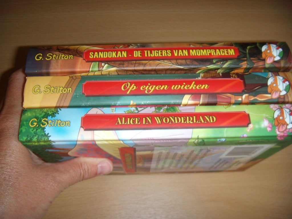Geronimo Stilton - 3 boeken - 12 euro samen, Ophalen of Verzenden, Zo goed als nieuw