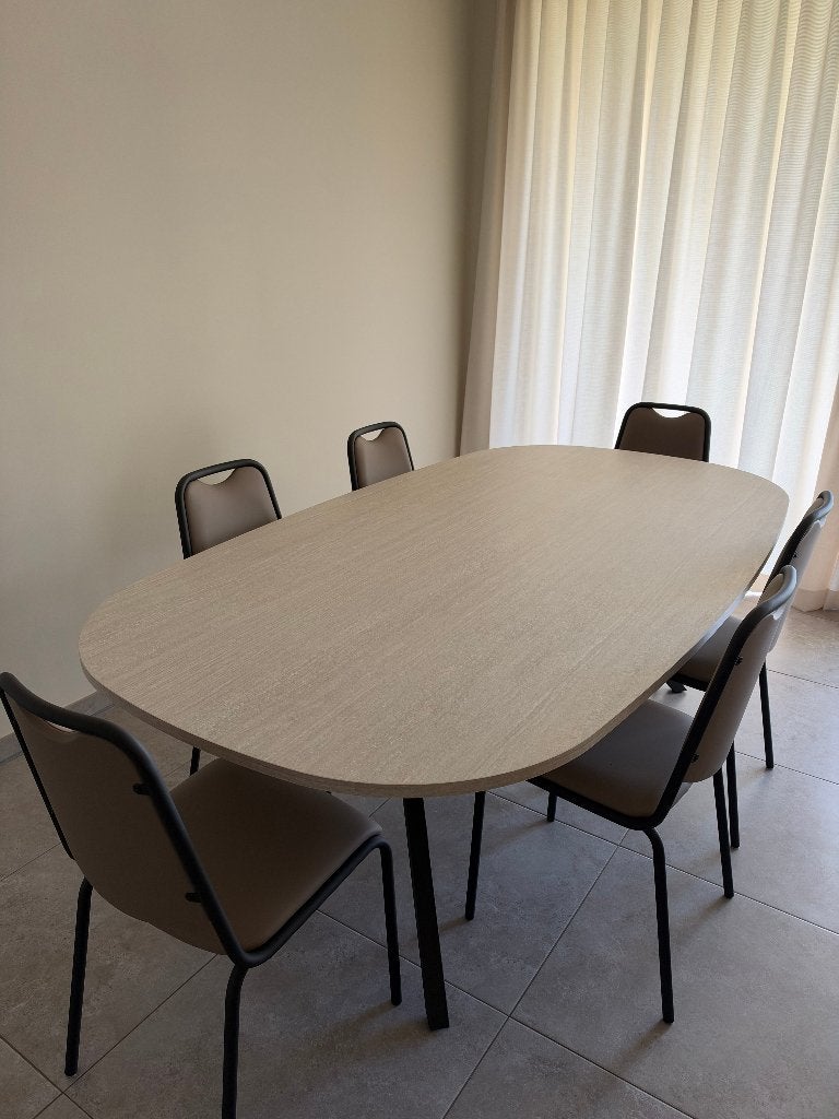 Eettafel met 6 stoelen – Nieuwstaat, Ophalen, Nieuw, Vijf personen of meer, Ovaal