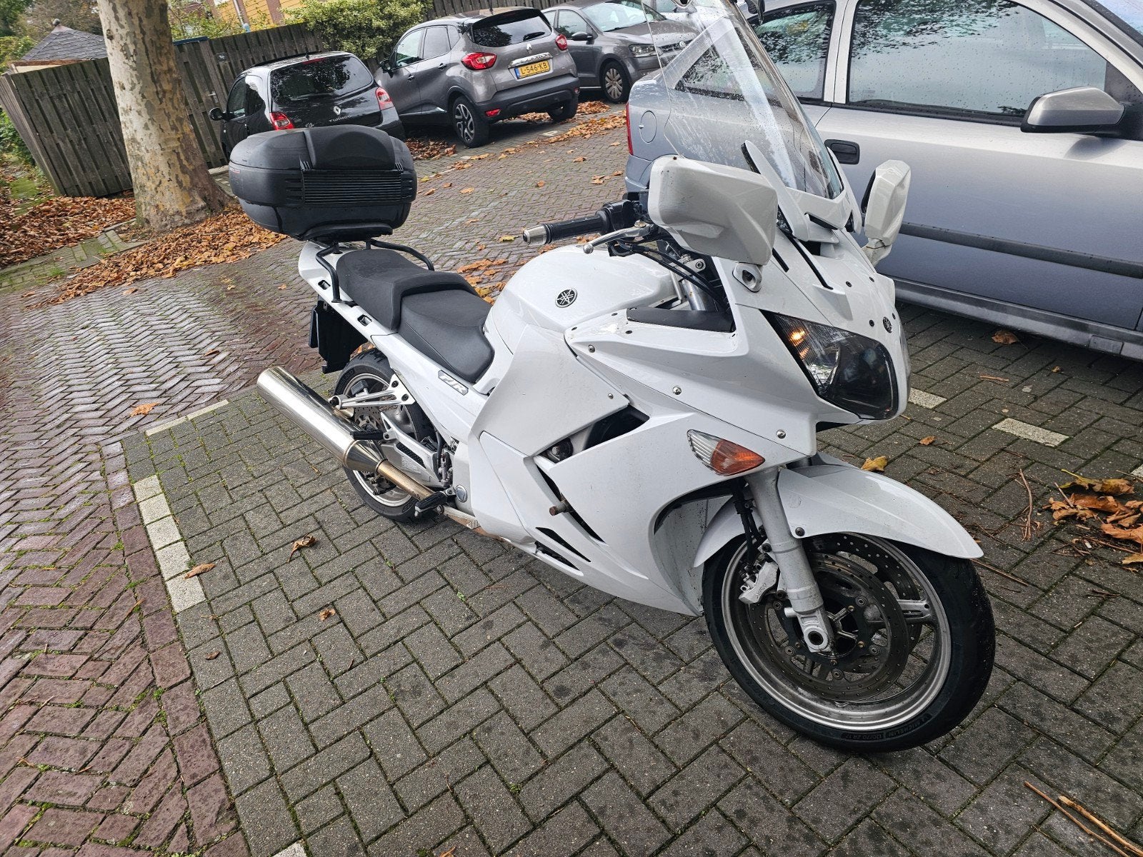Yamaha FJR1300, Motoren, 4 cilinders, Motorrijbewijs A, Meer dan 35 kW, 1300 cc