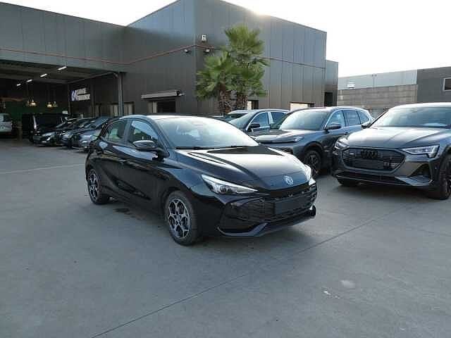 MG MG3 1.5 i 115pk Comfort Luxe Camera '25 17000km (11571), Autos, Achat, Euro 6, Entreprise, Boîte manuelle