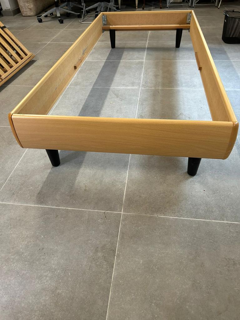 Lit moderne (y compris Latoflex), 90 cm, Enlèvement, 200 cm, Une personne
