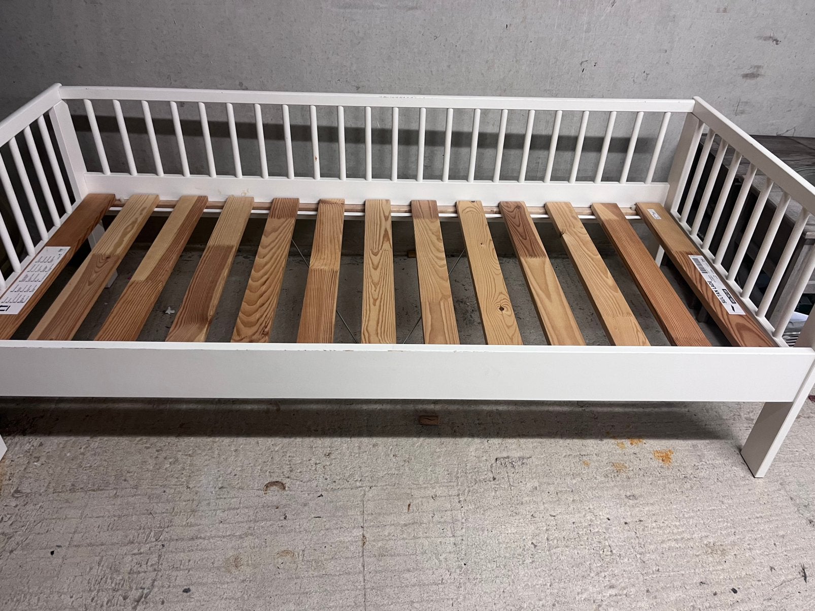 Kinderbed, Ophalen, Zo goed als nieuw, Matras