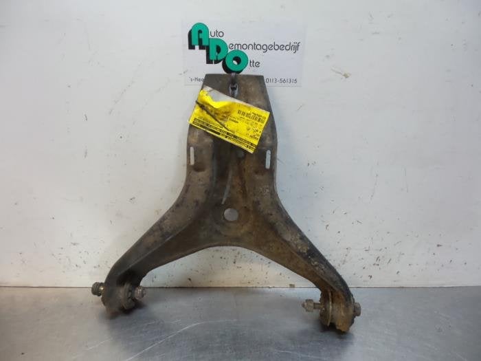 Bras de suspension avant gauche d'un Audi 80 (80 86-), -, 3 mois de garantie, Audi, Utilisé
