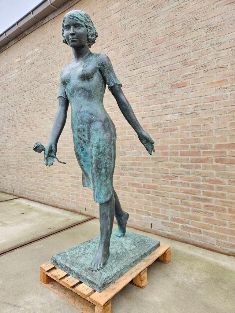 BRONZEN LEVENSGROTE DAME OP VOETPLAAT ZEER LAGE PRIJS TOP!!!, Enlèvement ou Envoi, Comme neuf, Autres matériaux, Homme